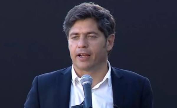 Kicillof: "El pueblo argentino cree en la educación pública y la defiende"
