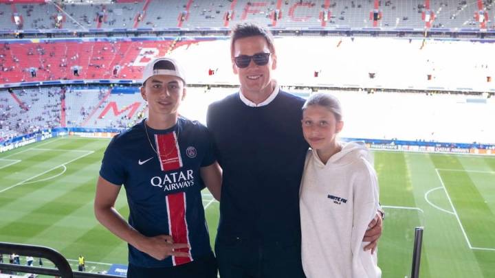 Tom Brady’s Ex-GF Joins Miami Dolphins In Celebrations as Tennis Legend Makes Personal Announcement As tennis legend makes major personal announcement, Tom Brady's Ex-GF and the Miami Dolphins shower