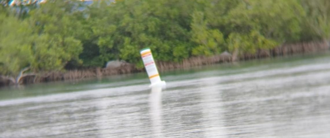 Embarcaciones de EU colocan boyas en el Río Bravo, cerca de Playa Bagdad; Conibio se moviliza