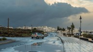 Tormentas, nieve y olas de hasta 8 metros: así golpea la borrasca Emilia a Canarias y la península