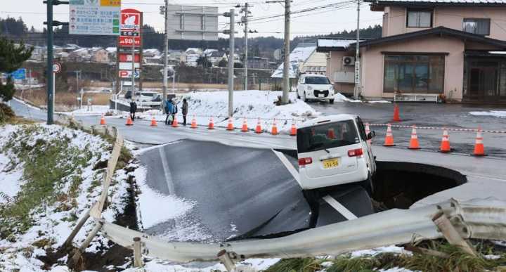 Más de 30 heridos tras terremoto de magnitud 7,5 en Japón