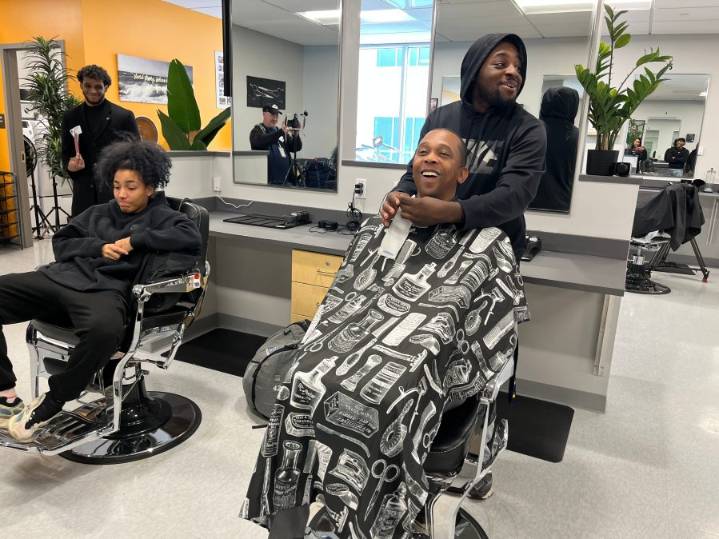 Secretary of State visits Albany High, highlights trade programs