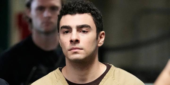 Luigi Mangione fights to exclude gun, notes as anniversary of UnitedHealthcare CEO’s killing nears