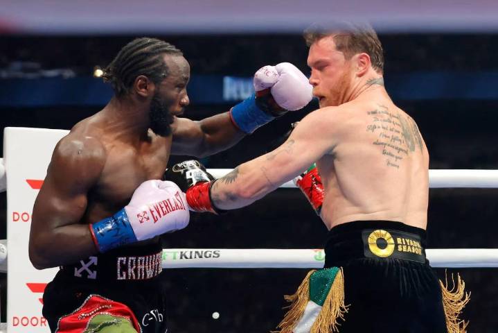 Canelo Álvarez apunta a septiembre para buscar la revancha ante Terence Crawford