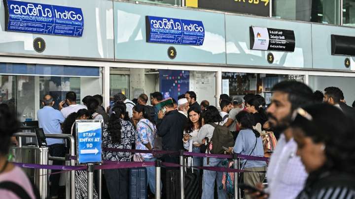 Complete refunds to passengers by tomorrow: Government directs IndiGo amid crisis