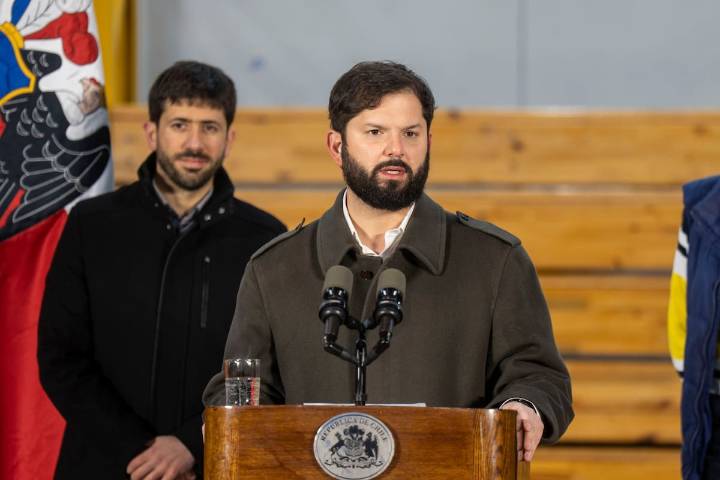 Presidente Boric tras votar en Punta Arenas: “Quien gane va a contar con todo el respeto de la institucionalidad chilena”