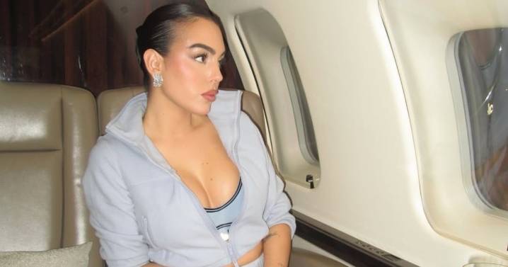 Cristiano Ronaldo's Fiancée Turns Heads in Unzipped Jacket Look