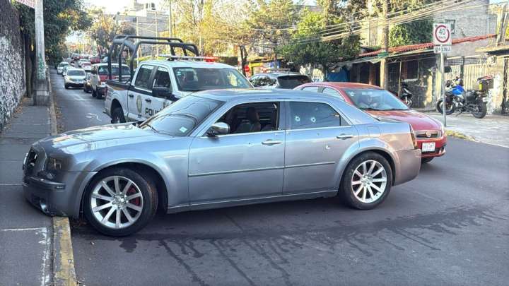 Balacera en Tlalpan CDMX Hoy: Abandonan Auto Baleado en Popular Santa Teresa