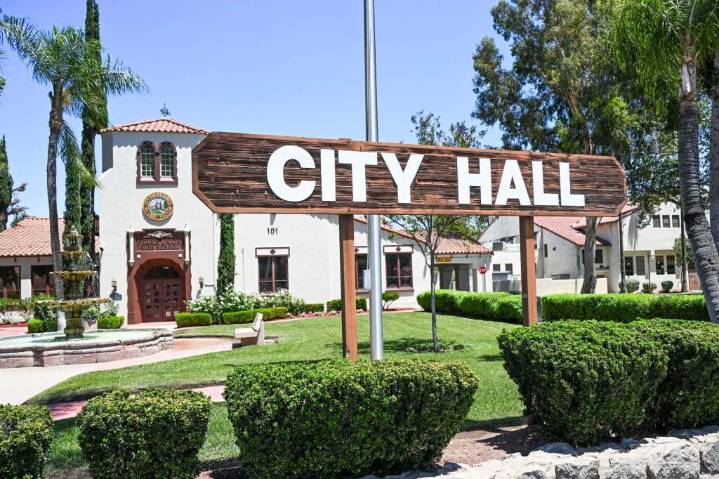 Perris declares emergency over its struggling finances