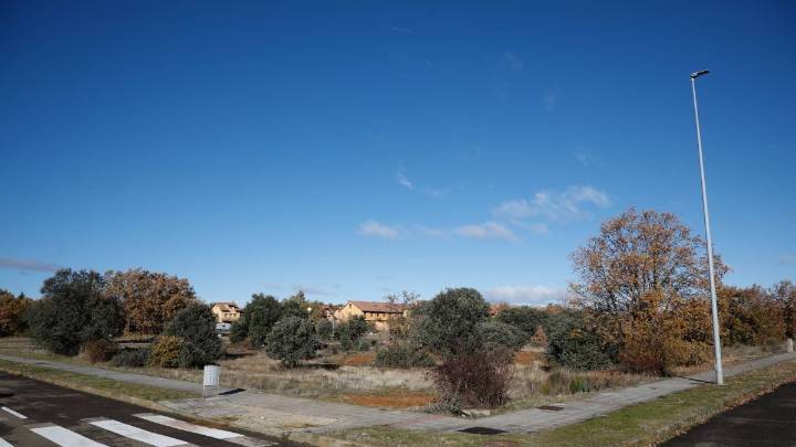 Valverde y Somacyl harán 31 chalés para jóvenes junto al campo de golf en León