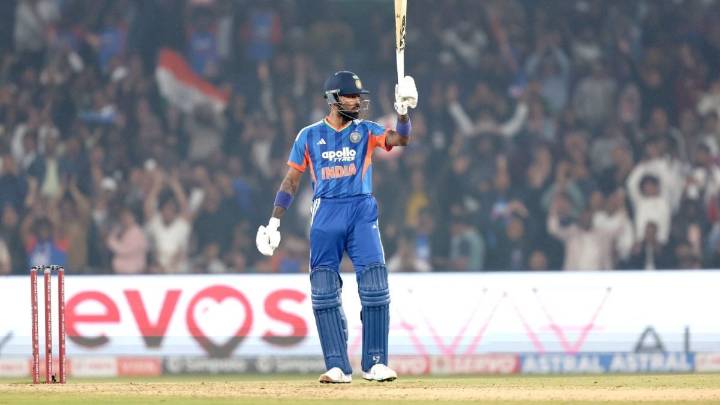 Hardik Pandya Smashes 25-ball Fifty In First Match After Injury Comeback