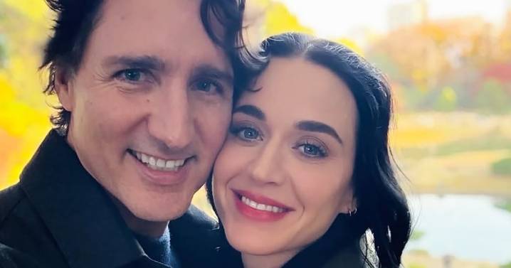 Katy Perry and Justin Trudeau make it official on social media