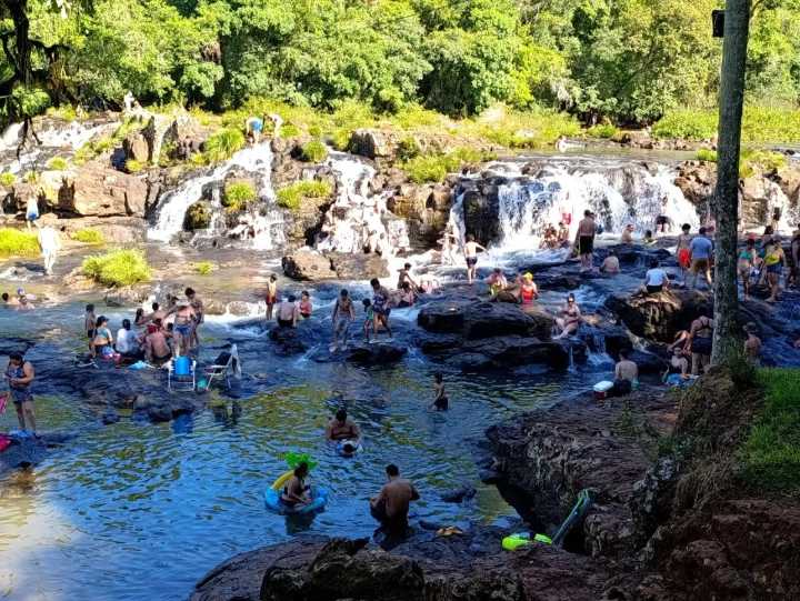 Fin de semana vibrante en el Tabay: música en vivo, naturaleza y un show para llenar el predio