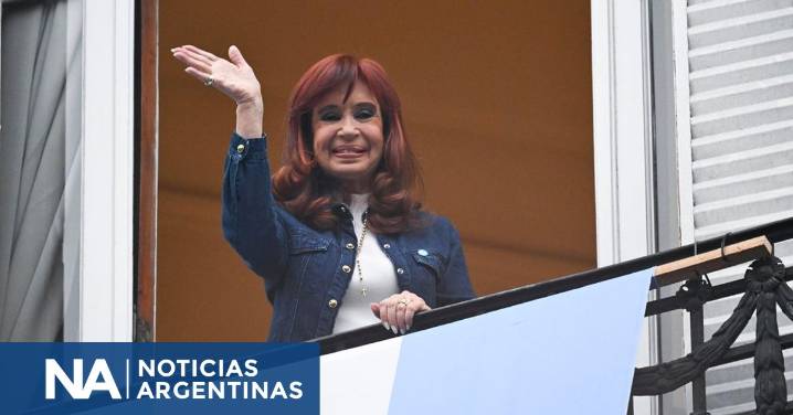 “El tomate peronista”: la historia que compartió Cristina Kirchner para criticar las “anteojeras ideológicas”