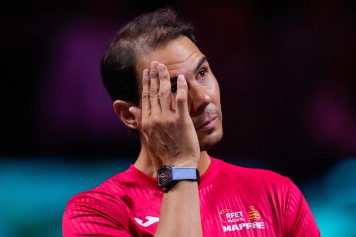 Rafael Nadal se somete a cirugía en la mano derecha para aliviar el dolor