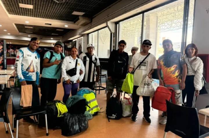 Peregrinos santiagueños quedaron varados en Catamarca y piden ayuda para pasar la noche