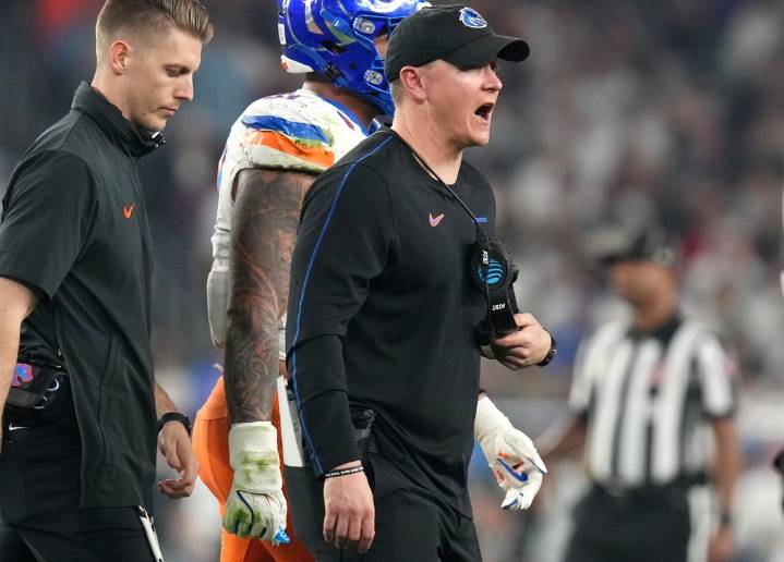 Deadspin | MWC final: Boise State downs UNLV for 3rd straight title