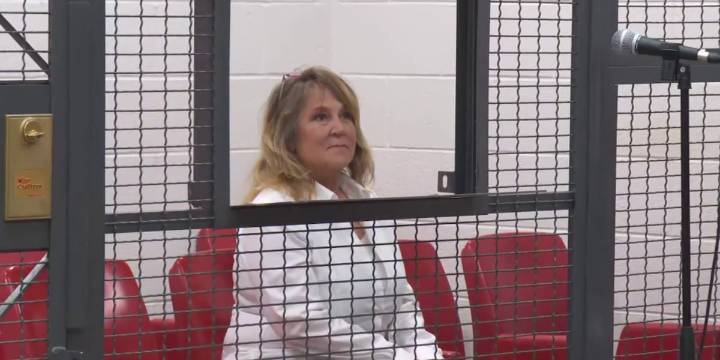 Hearing scheduled for ex-clerk of court linked to Murdaugh trial