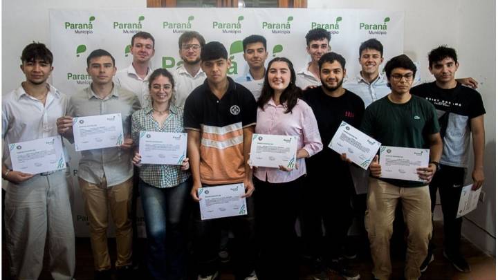 La Municipalidad de Paraná reconoció a estudiantes que realizaron prácticas profesionalizantes