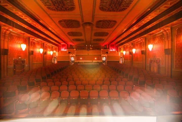 Historic Roxy Theatre to host Christmas film event supporting local food bank