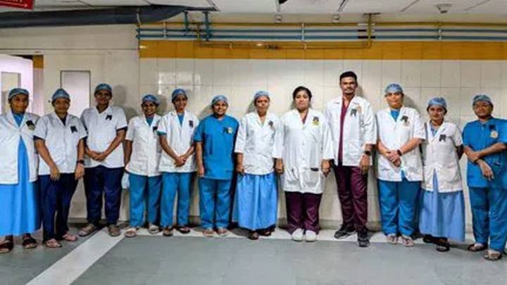 NIMS Nurses Protest By Wearing Black Badges To Work