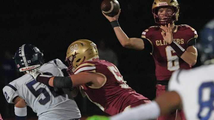 Vote for Seacoast high school Offensive Football Player of the Year