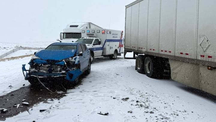 Winter Is Back: Series Of Crashes Shut Down Interstate 80 For Hours