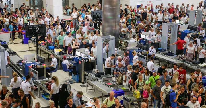 Christmas travel chaos as UK airports face busiest festive period in history 