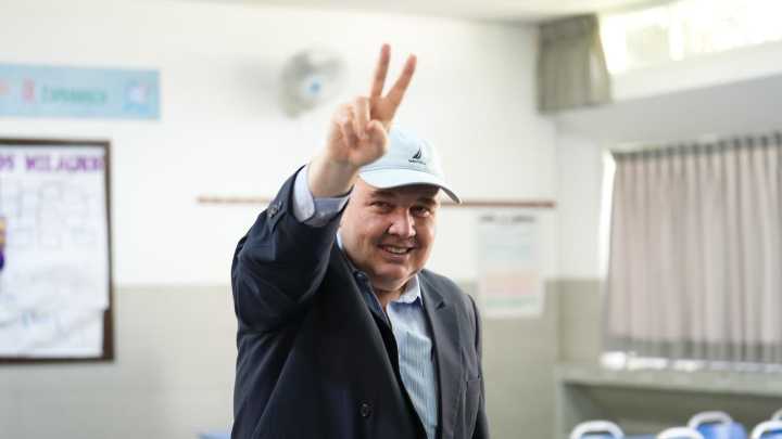 Rafael López Aliaga confirma candidatura presidencial con amplio respaldo en primarias de Renovación Popular