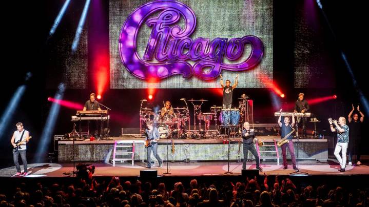 Rock bands Chicago and Styx bringing co-headlining concert to Ruoff Music Center