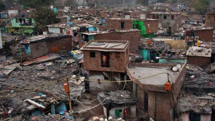 La pobreza multidimensional en Argentina alcanzó el 67%