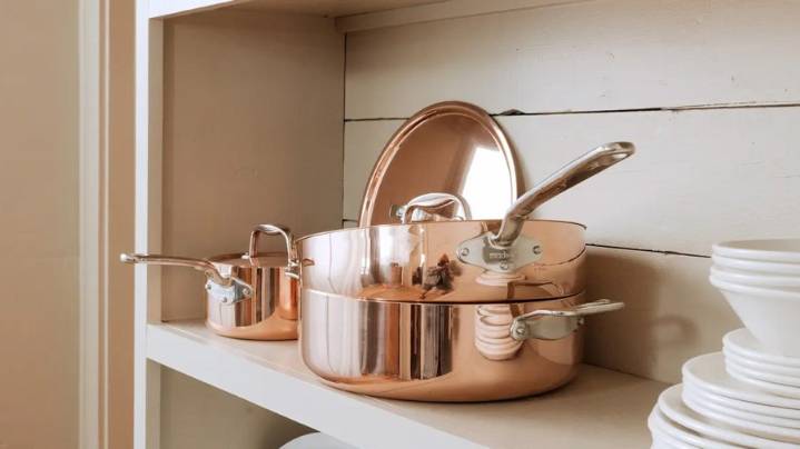 FDA warns consumers of imported cookware leaching lead into food