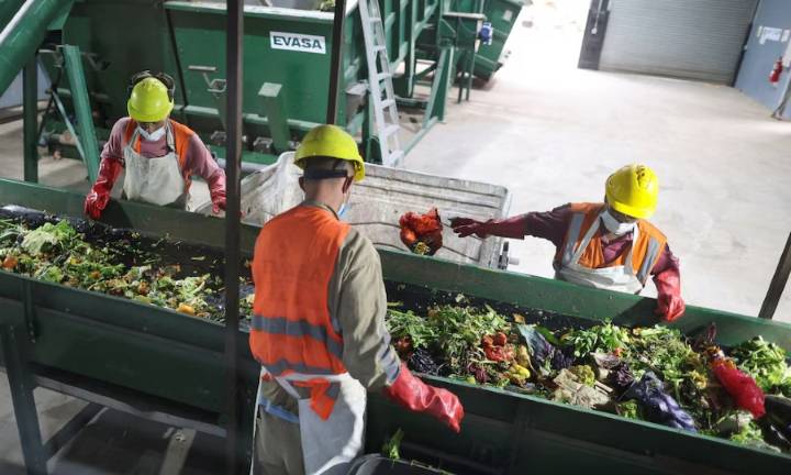 ¿Fin de las horas extra? Qué dice el proyecto de reforma laboral y cómo es el “banco de horas”