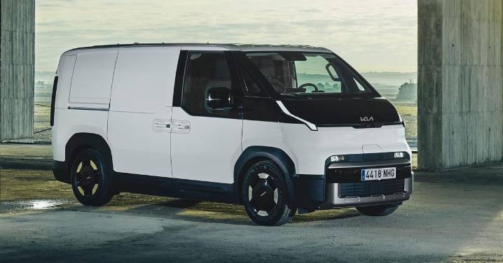 Kia PV5, con dos formatos, tres baterías y hasta 416 km para afrontar al VW ID. Buzz