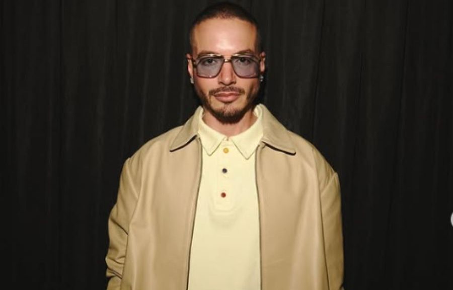 J Balvin visita la Basílica de Guadalupe y causa furor en redes