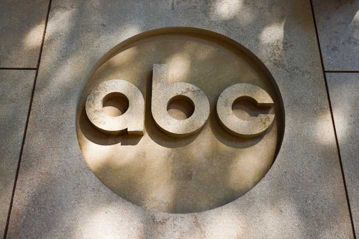 ABC extends late-night host’s contract after Trump calls to remove him