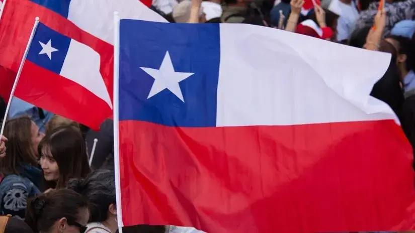 Segunda vuelta en Chile: el voto clave de los extranjeros, que ocupan el 5 % del padrón electoral