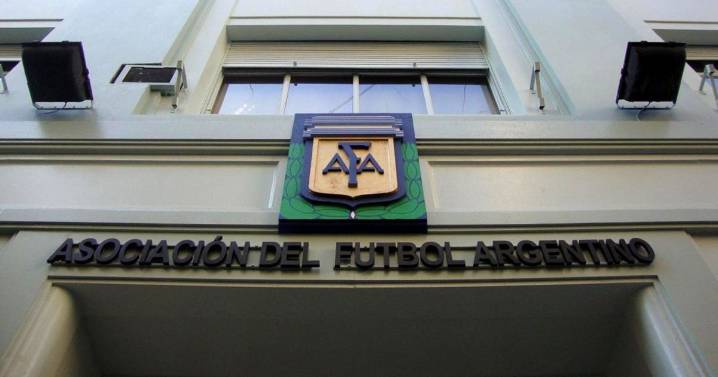 La AFA fue denunciada por ARCA: investigan un perjuicio fiscal superior a los 7 mil millones de pesos