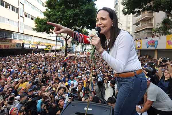 Seguidores de Machado celebrarán la entrega del Nobel de la Paz