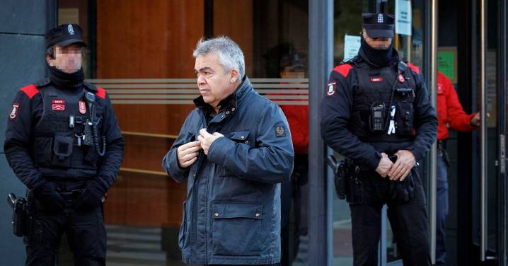 Cerdán acude a firmar al juzgado de Tafalla por primera vez y asegura que dará "explicaciones a su debido tiempo"