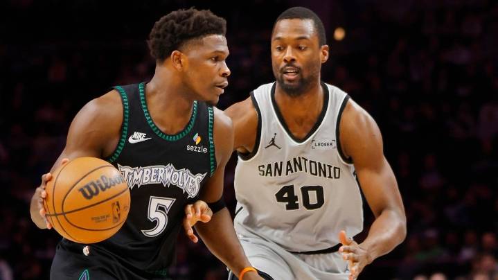 Edwards sets Wolves franchise mark in 125-112 home win against Spurs