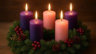 ¿Qué elementos tiene la Corona de Adviento? Éste es su significado bíblico y éstas son las ora...