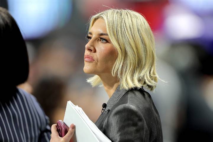 Charissa Thompson Sends Emotional Message on FOX Analyst’s Return to NFL Sunday After Missing Week 13 Fox NFL Kickoff returns with an emotional homecoming and Charissa Thompson’s winter wardrobe misha