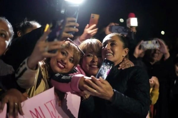 Mujeres tenemos derecho a ser felices: Sheinbaum