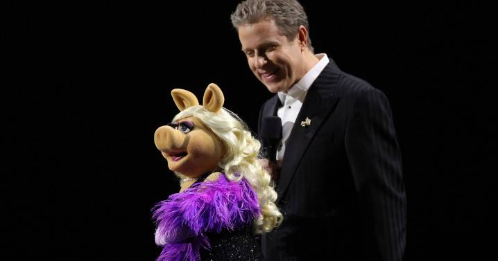 Why Was Miss Piggy at the Game Awards?