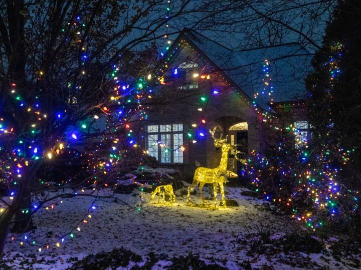PHOTOS: London homes lit up for the holiday season