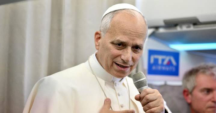 León XIV pide a Estados Unidos no invadir Venezuela: «Siempre es mejor buscar maneras de dialogo o presión»