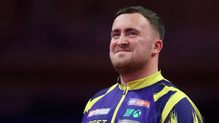 'I'll never be him' - 15-year-old darts sensation addresses Luke Littler comparisons