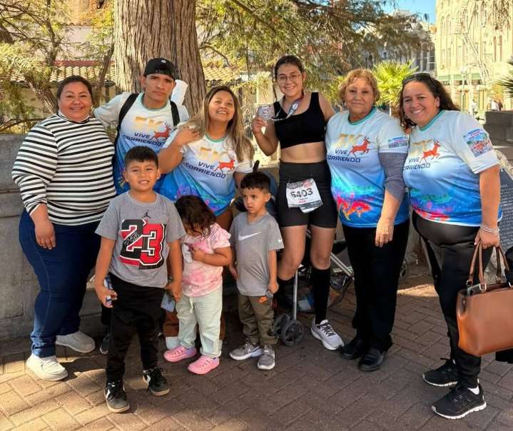 Reconocen a atleta de Zaragoza por destacar en el San Antonio Marathon
