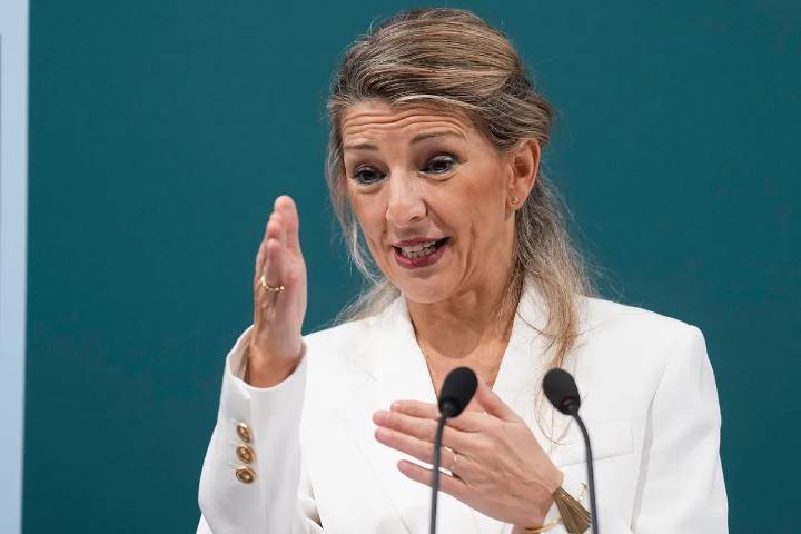 Moncloa desprecia el órdago de Yolanda Díaz y la fuerza a decidir ya si rompe el Gobierno